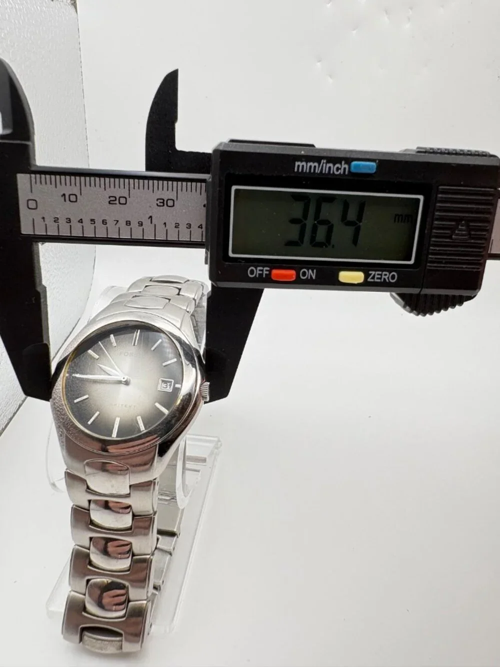 Fossil Arkitekt FS-2903 Mens Quartz Watch Date Grey Sunburst Dial Stainless